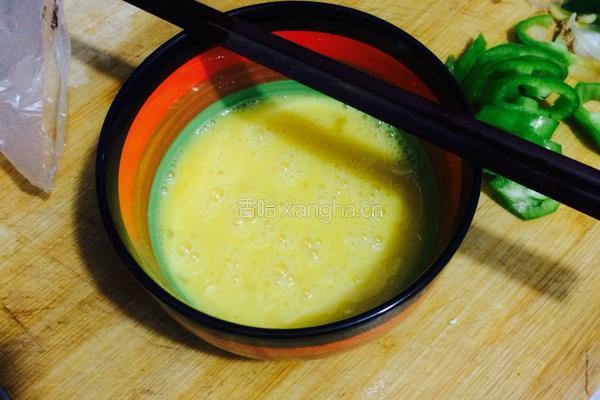 木耳炒蛋的做法图解2