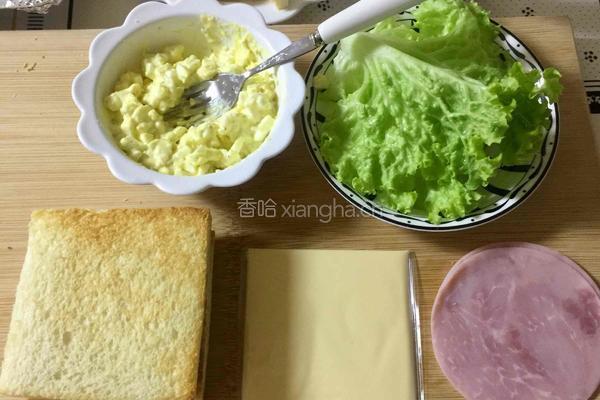 火腿芝士蛋三明治的做法图解6