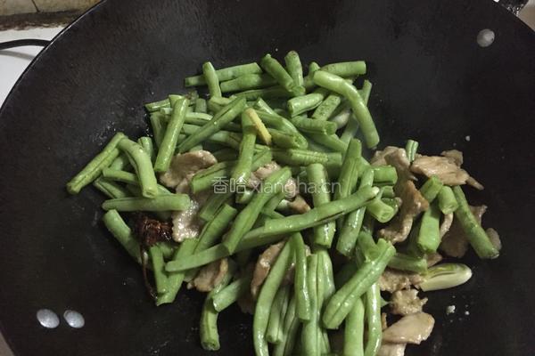 豆角焖面的做法图解4