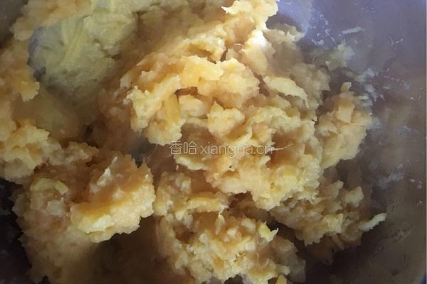 红薯玉米窝窝头的做法图解3