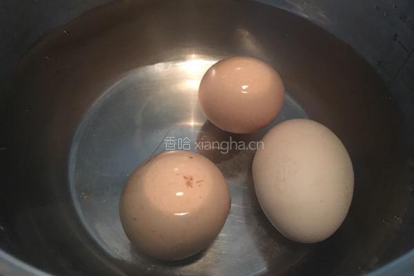 绿鸡蛋火腿三明治的做法图解2