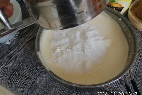 橙味奶油水果杯子蛋糕的做法图解10