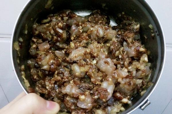 鲜虾韭菜饺子的做法图解3