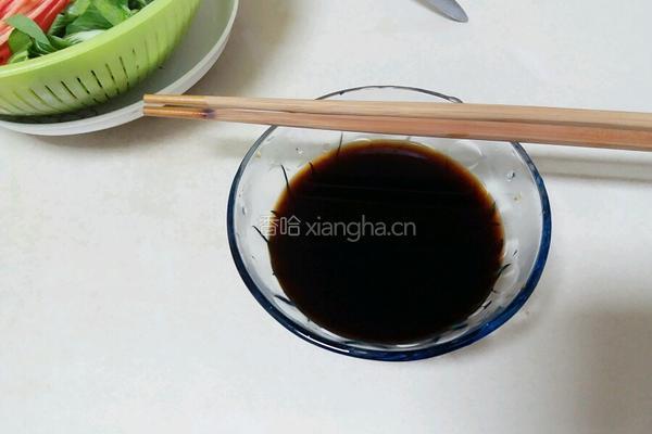 家常彩蔬炒面的做法图解3
