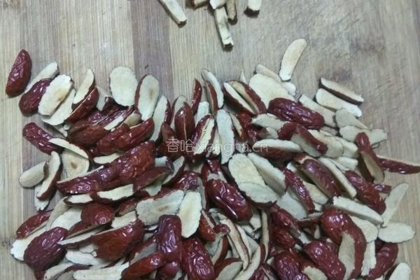 自制玫瑰花阿胶糕的做法图解4