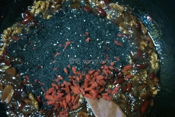 自制玫瑰花阿胶糕的做法图解9