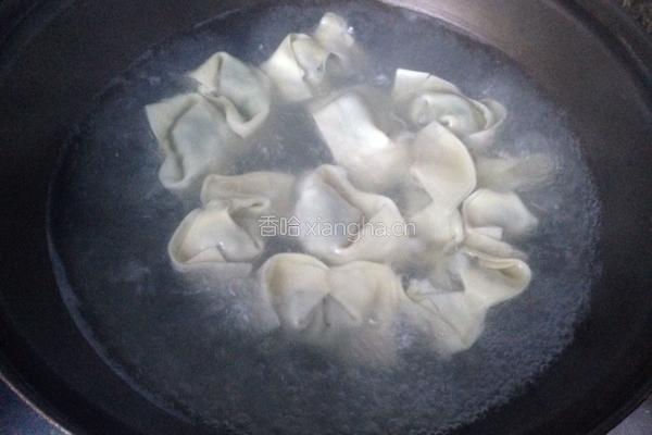 荠菜大馄饨的做法图解8