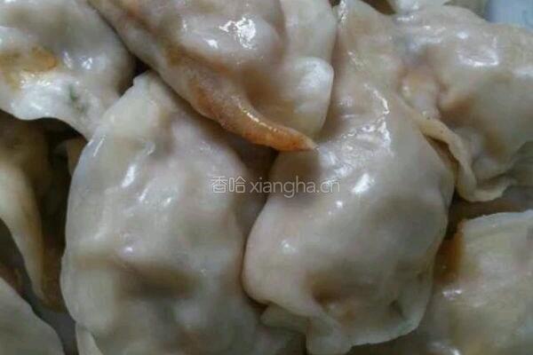 茴香猪肉蒸饺的做法图解3