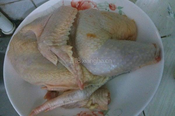 电饭煲焖鸡的做法图解1