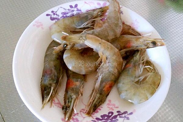 白灼虾的做法图解1
