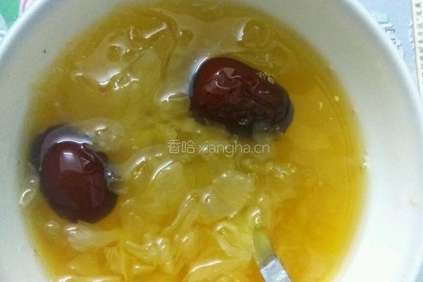 雪木耳红枣甜水的做法图解3