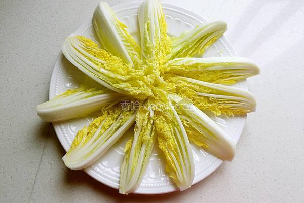蒜蓉粉丝蒸娃娃菜的做法图解2