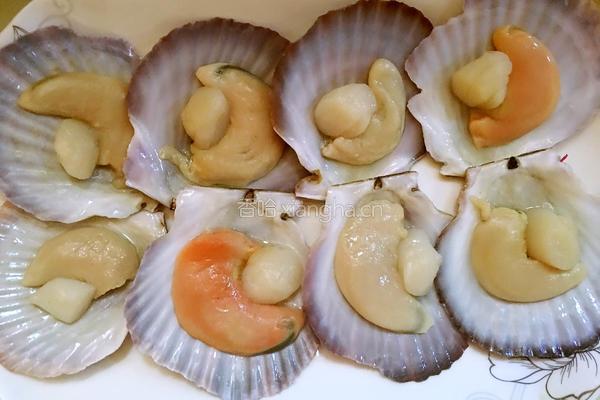 蒜蓉粉蒸扇贝的做法图解1