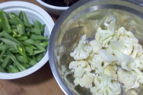 胡萝卜炒假肉的做法图解3