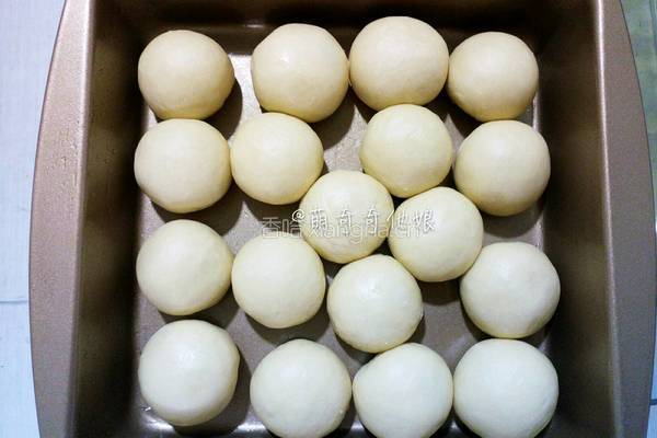 炼奶椰蓉小餐包的做法图解12