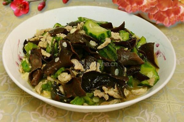 胜瓜木耳炒肉丝的做法图解10