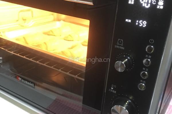 肉松牛角包的做法图解14