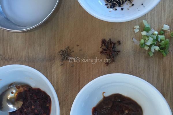 家常酱香饼的做法图解1