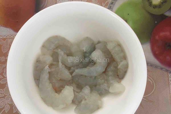 虾仁西红柿鸡蛋面的做法图解1
