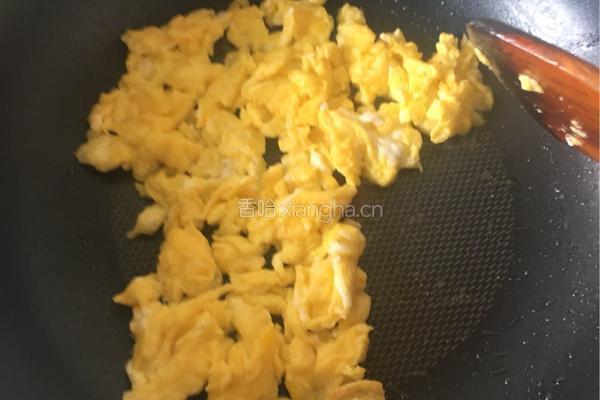虾仁西红柿鸡蛋面的做法图解4