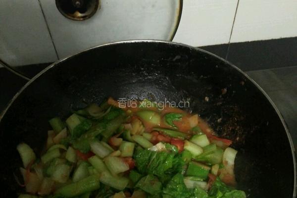 土豆烧白菜的做法图解7