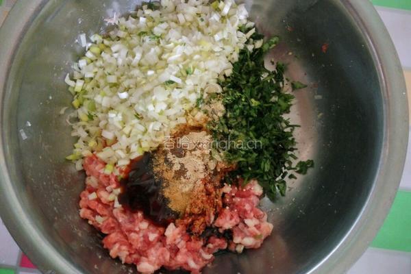 大葱猪肉馅的做法图解4