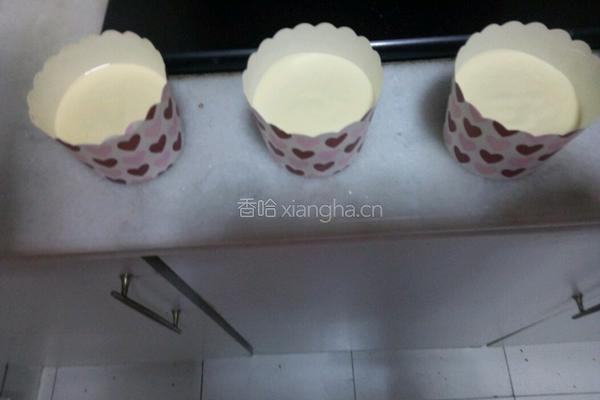 戚风蛋糕(纸杯版)的做法图解8