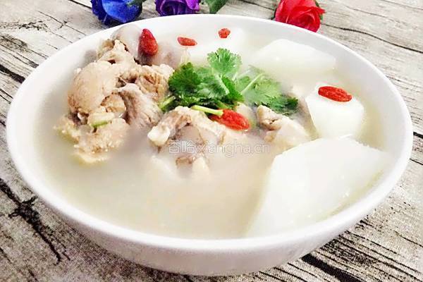 白萝卜炖大骨头的做法图解13