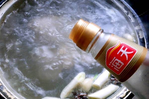白萝卜炖大骨头的做法图解8