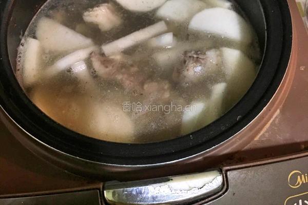 排骨萝卜汤的做法图解5