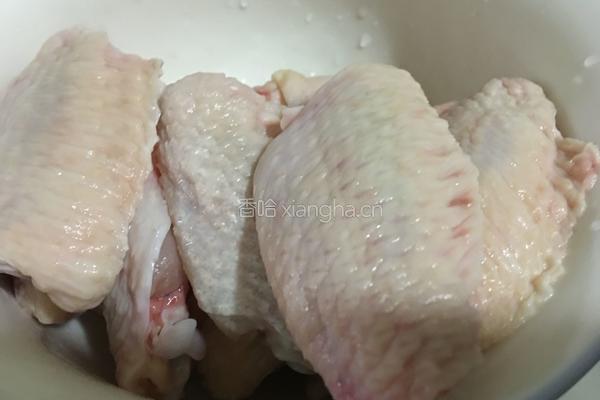 奥尔良焖鸡翅的做法图解2