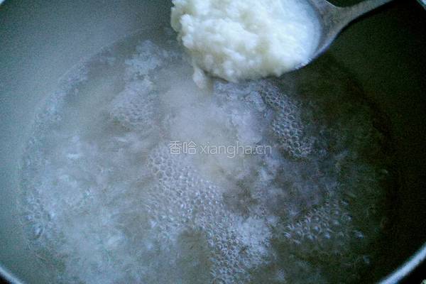 酒酿麦片蛋花羹的做法图解2