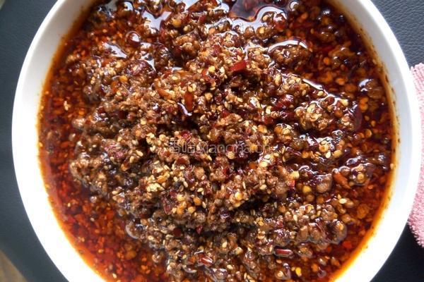 自制肉末香辣酱的做法图解11