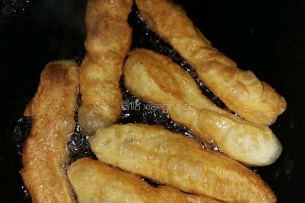 自制油条的做法图解8