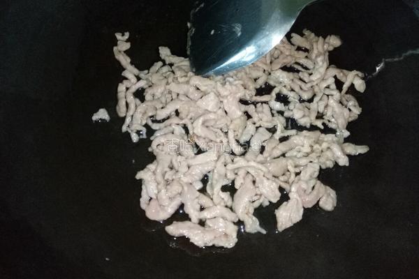 杏鲍菇豆腐干炒肉丝的做法图解6