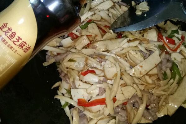 杏鲍菇豆腐干炒肉丝的做法图解13