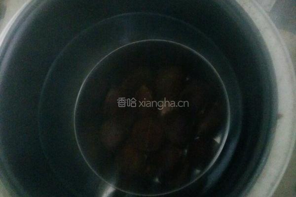 蒸板栗的做法图解3