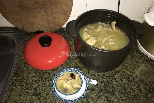 响螺肉沙鱼肾煲老鸡汤