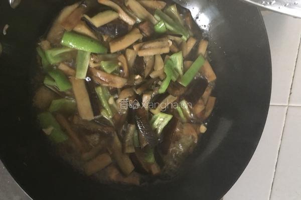 茄丝拌面的做法图解8