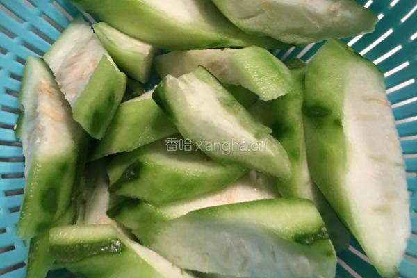 丝瓜炖豆腐的做法图解2