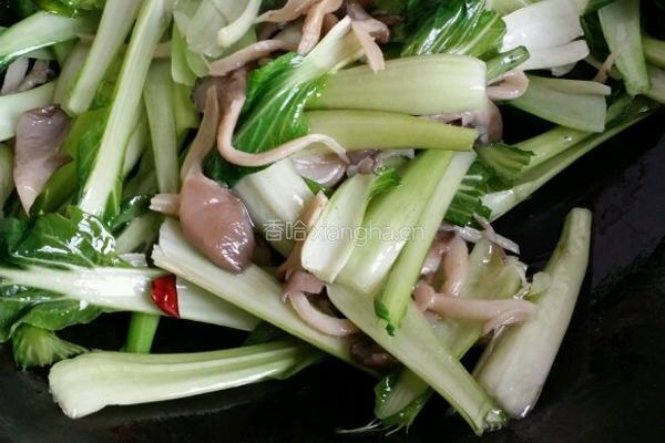蘑菇炒青菜的做法图解4