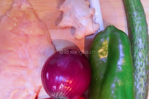 小炒鸡肉的做法图解1