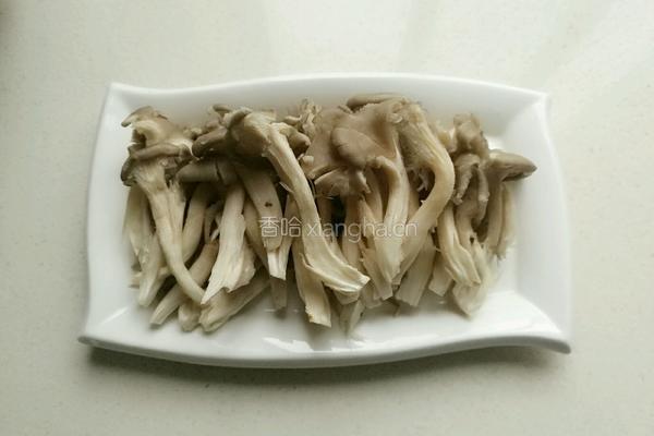 炸蘑菇的做法图解1