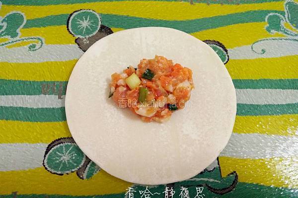 胡萝卜馅梅花饺的做法图解12