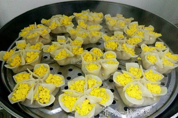 胡萝卜馅梅花饺的做法图解21