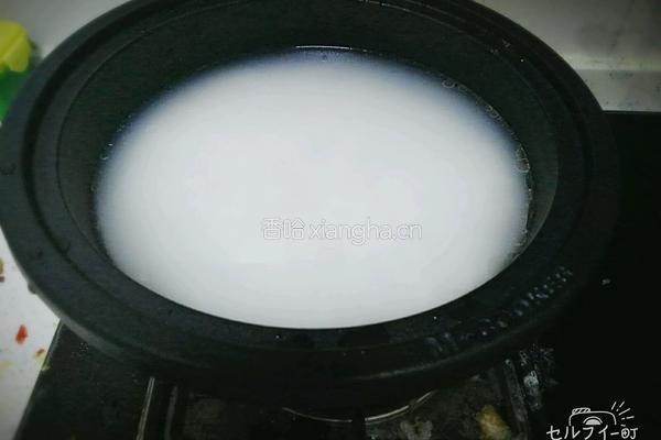 煲仔饭的做法图解1