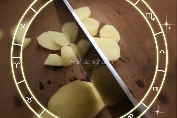 爆炒土豆泥的做法图解2