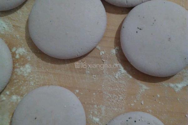 豆沙馅糯米油饼的做法图解7
