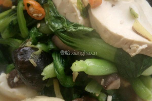 香菇豆腐炖青菜