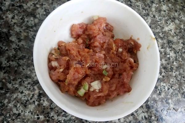 酸辣碎米肉的做法图解2